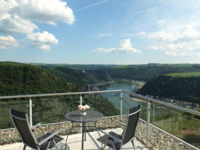 Penthouse für 2 Personen mit Dachterrasse und Rheinblick